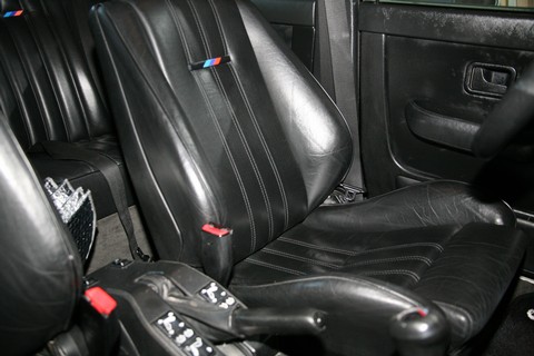 1988 BMW e28 M5 with Black Leather Interior For Sale in Portland, Oregon