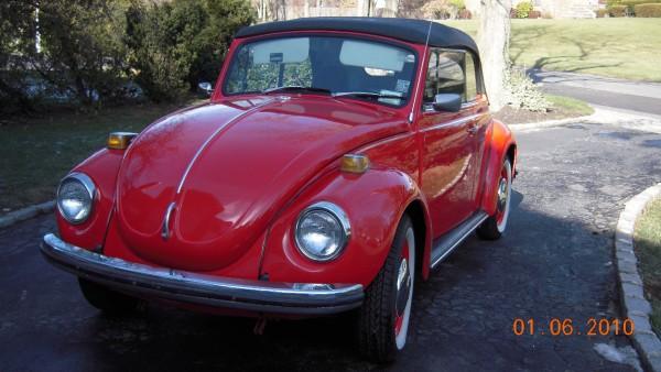 Volkswagen Beetle Convertible Red. 1972 VW Beetle Convertible on