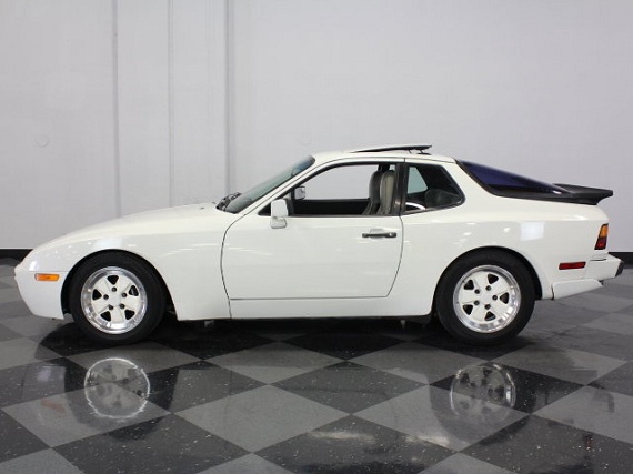 White Christmas Sunday 1986 Porsche 944 Turbo German Cars