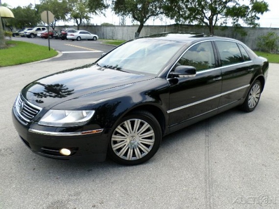 2005 Volkswagen Phaeton v. 2004 Audi A8L German Cars For