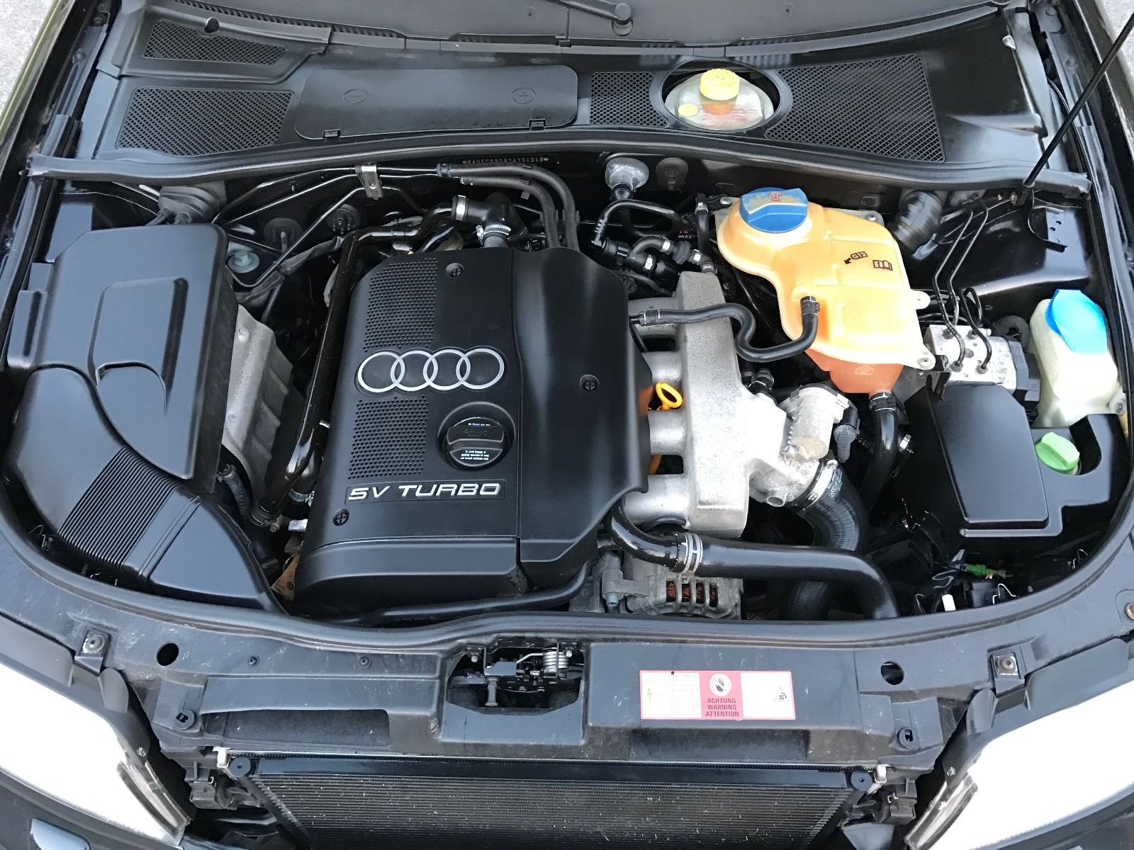 Turbo Audi a4 1.8 b6. Двигатель Audi a4 b6 1.8. Двигатель Ауди а4 б6 1.8 турбо. Audi a4 b6 1.8t двигатель.