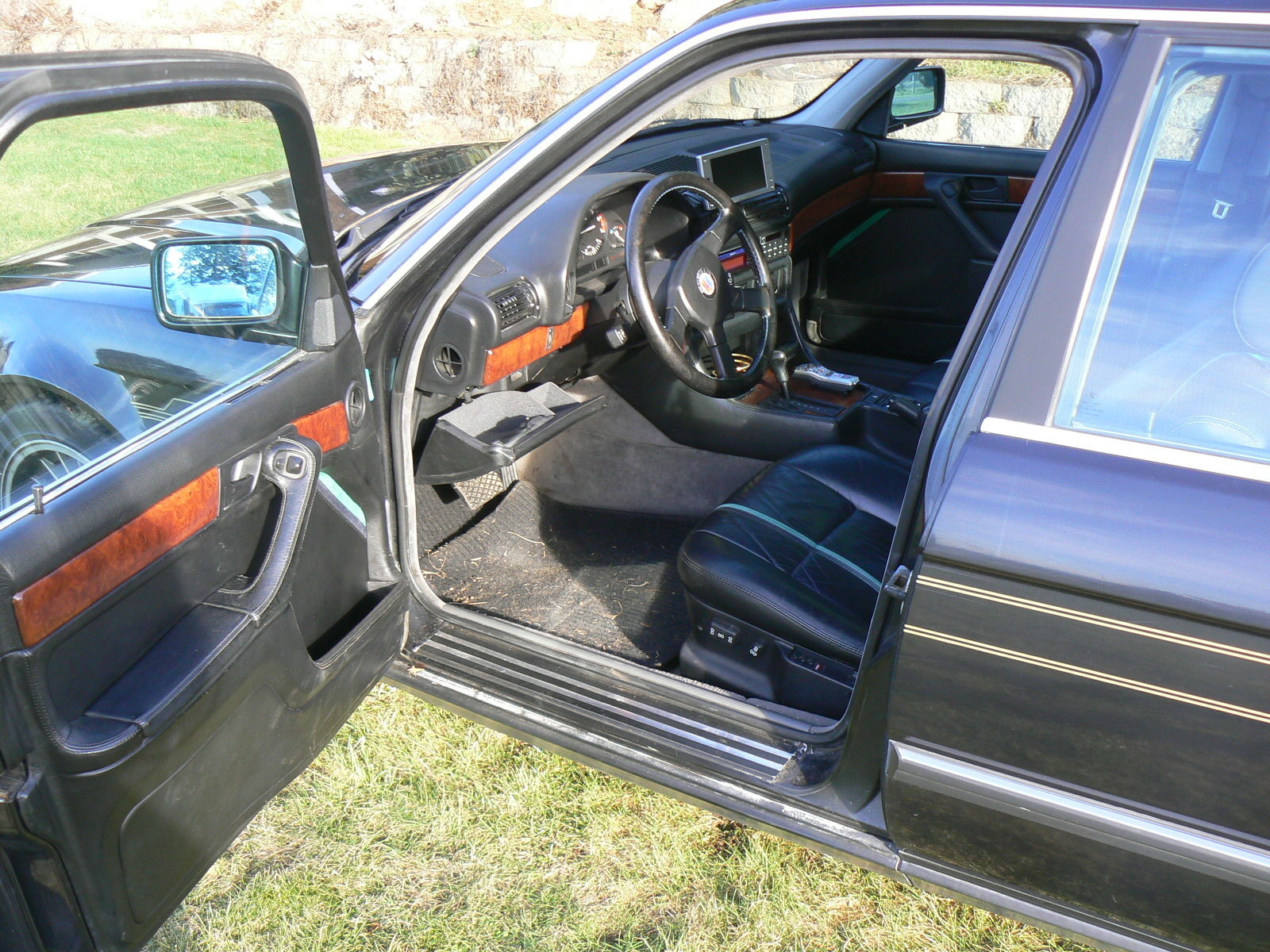 Outstanding E32 Face Off 1988 Bmw 735i And 750il German