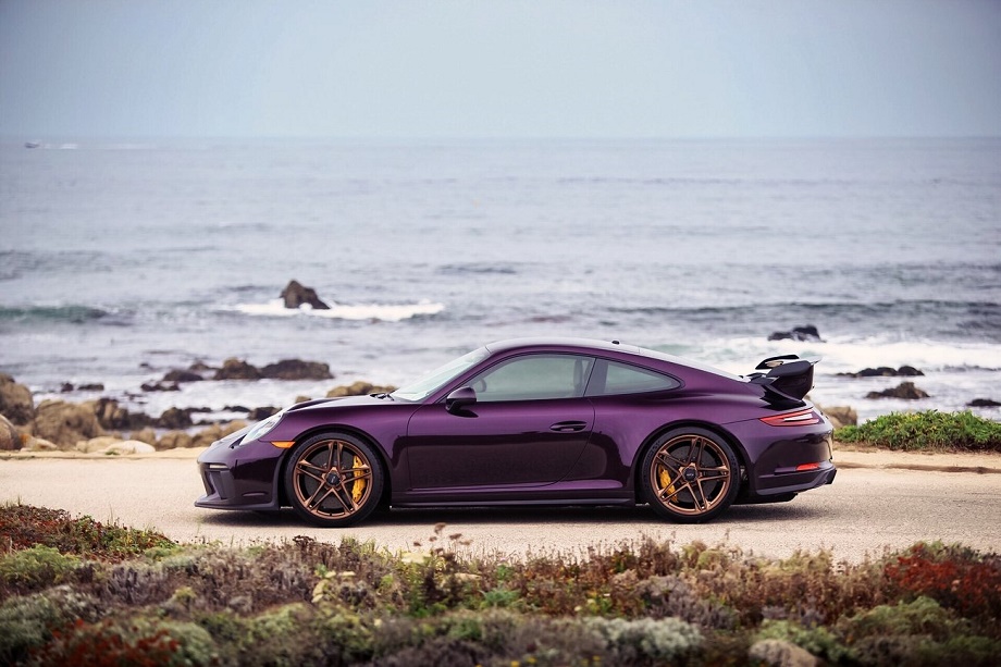 Porsche 911 Purple